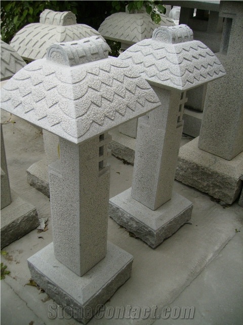Chinese Granite Lantern, Exterior Lamps, Golden Garnet Yellow Granite Chinese Granite Lantern