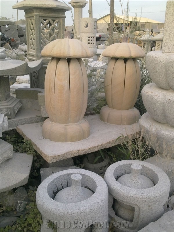 Exterior Lamps, Garden Lamps, Chinese Granite Lantern, Sunset Gold Yellow Granite Chinese Granite Lantern