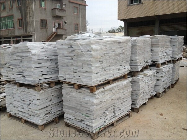 Bianco Carrara Polished Marble Herringbone Mosaic Tile