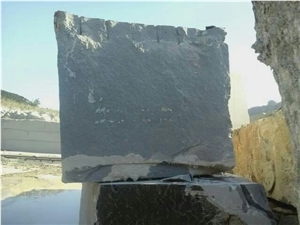 G370b Dark Grey Granite, Flamed Tiles