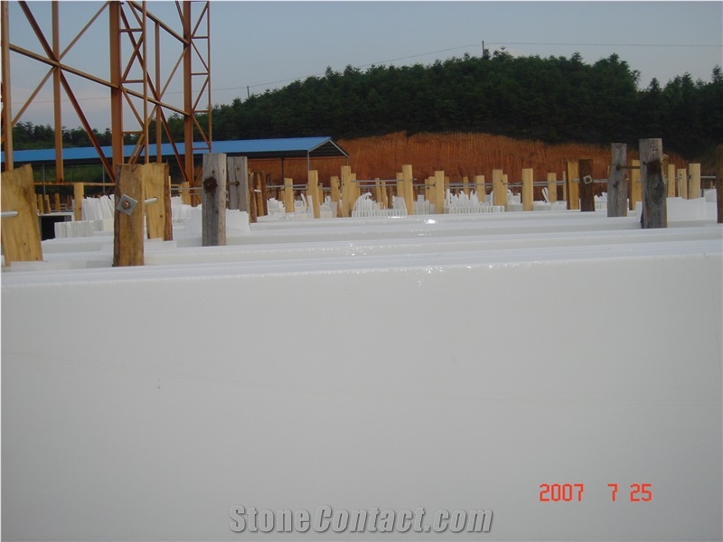 Pure White Crystallized Stone