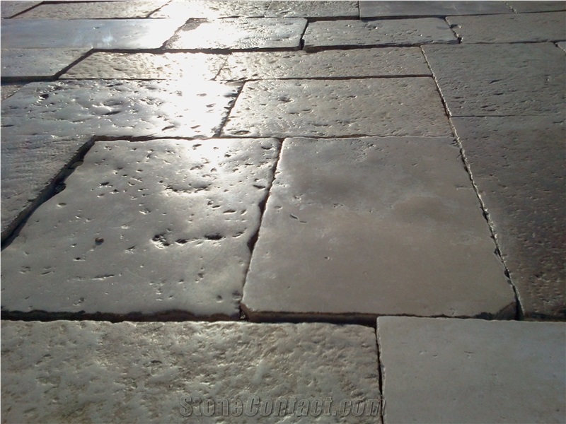 Pierre De Bourgogne Brushed French Limestone Floor Tiles