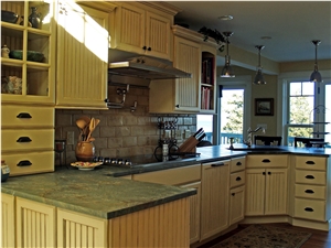 Verde Karzai Granite Kitchen Countertops