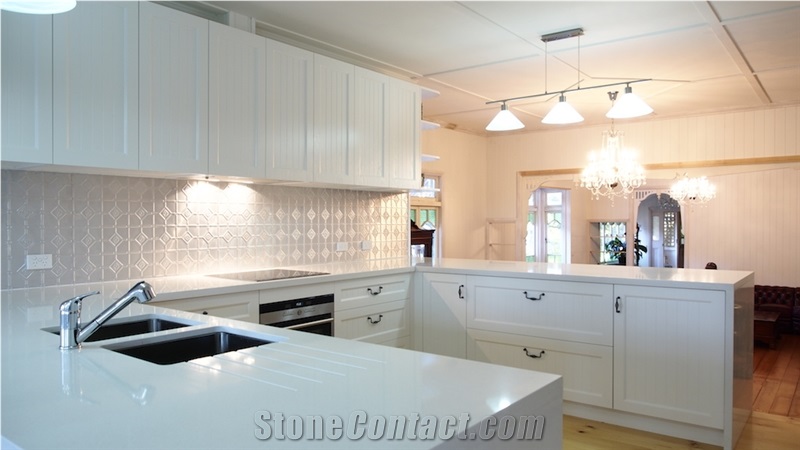 Pure White Solid Surface Kitchen Countertop