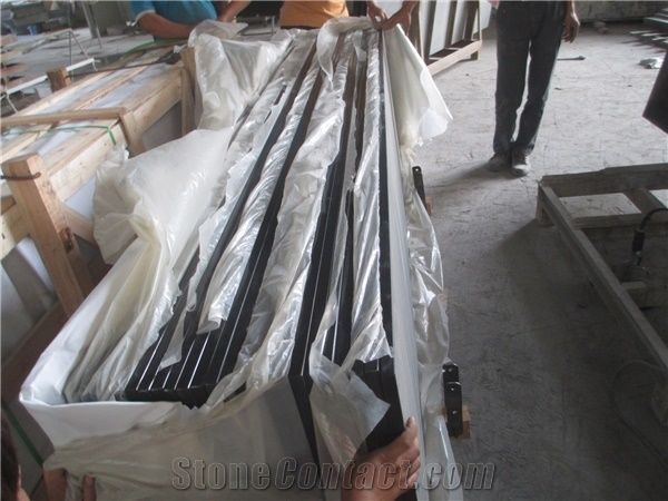 China Popular Mongolia Absolute Nero Black Basalt Polished Countertop, Kitchen Bar Desk Bench Custom Worktops with Round/Bullnose Edge Profile, Natural Building Stone Solid Surface, Factory Wholesaler