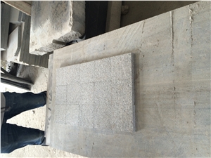 G654 Dark Grey Granite Flamed Paving Stone
