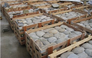 River Stone for Walling, Natural Surface, Rounded, Back Sawn Stones