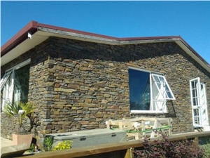 Sel Royal Rust Slate Loose Stone Walling