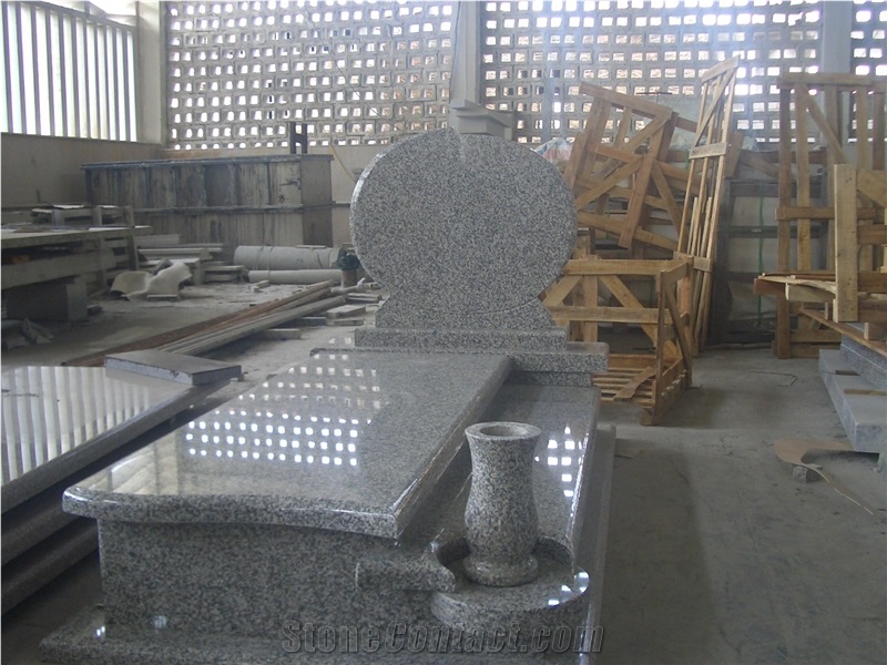 G623 Grey Granite Poland Tombstone