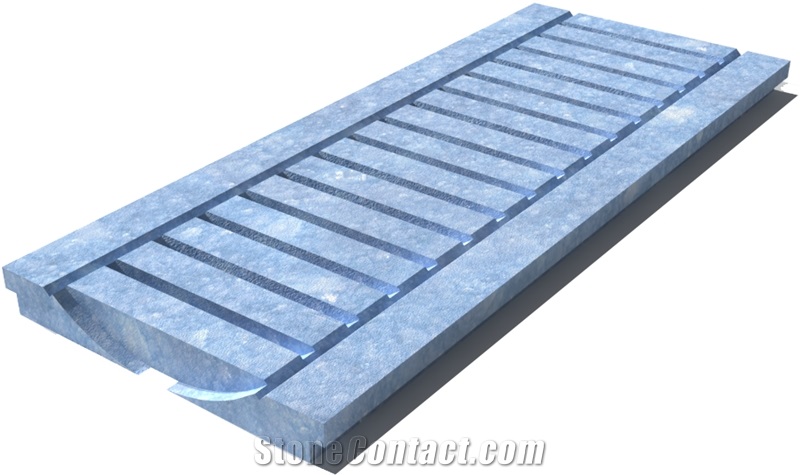 Blue Naxos Drain Grate 610x250x30 mm, Prof. 0C, Sandblasted