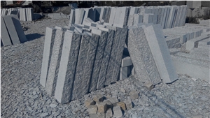 G375 Rough Grey Granite Pillar Stone