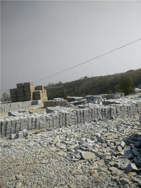 G341 Bushhammered Cobble Stone