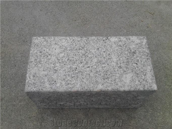 G375 Grey Granite Flamed Cube Stone