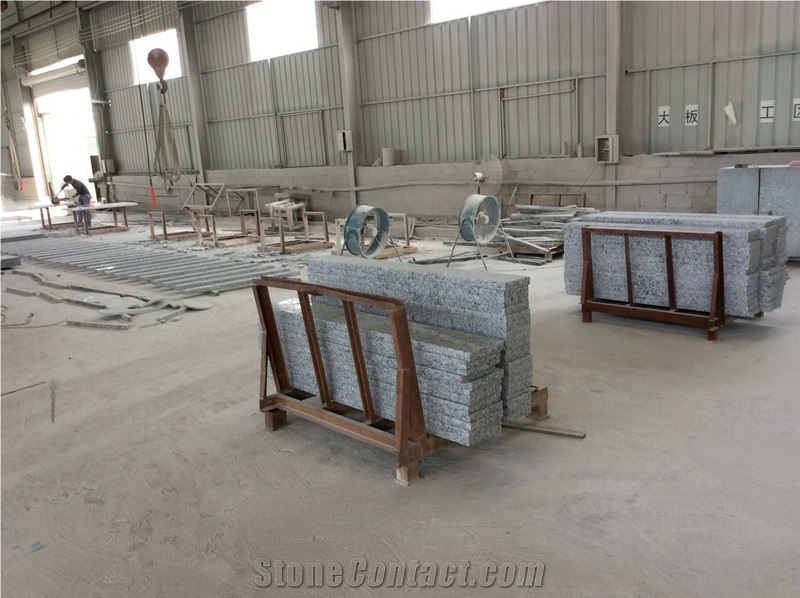 Low Price Spray White Granite Tombstone,Monuments,Poland Tombstone