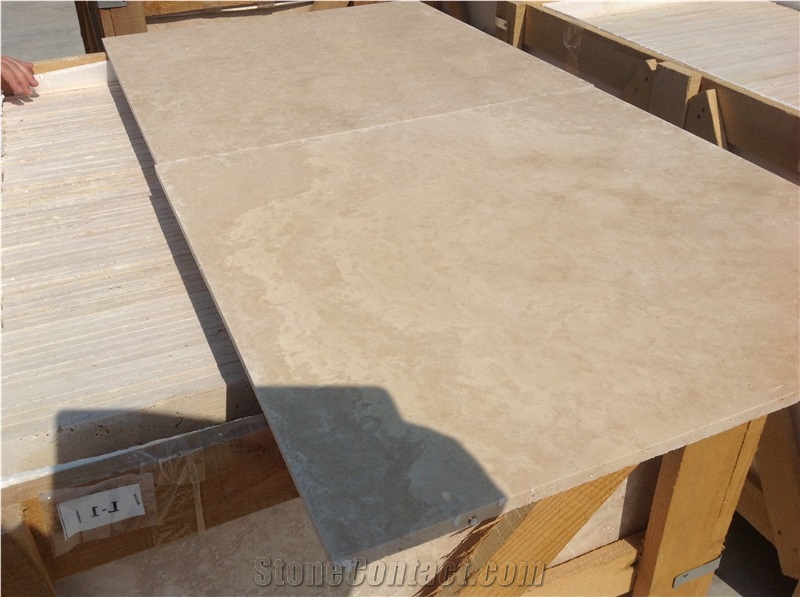 Extra Light Travertine Slabs & Tiles
