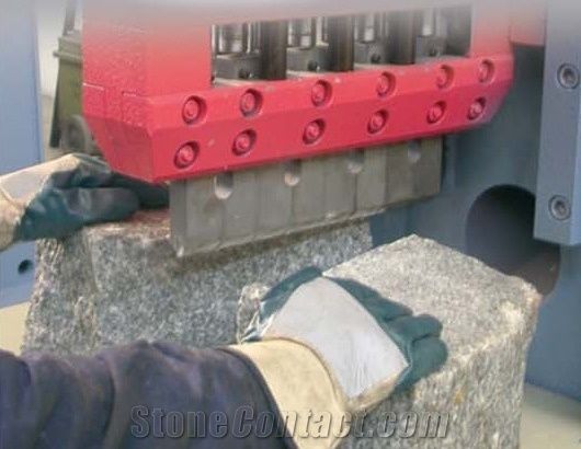 Stone Splitting Machine