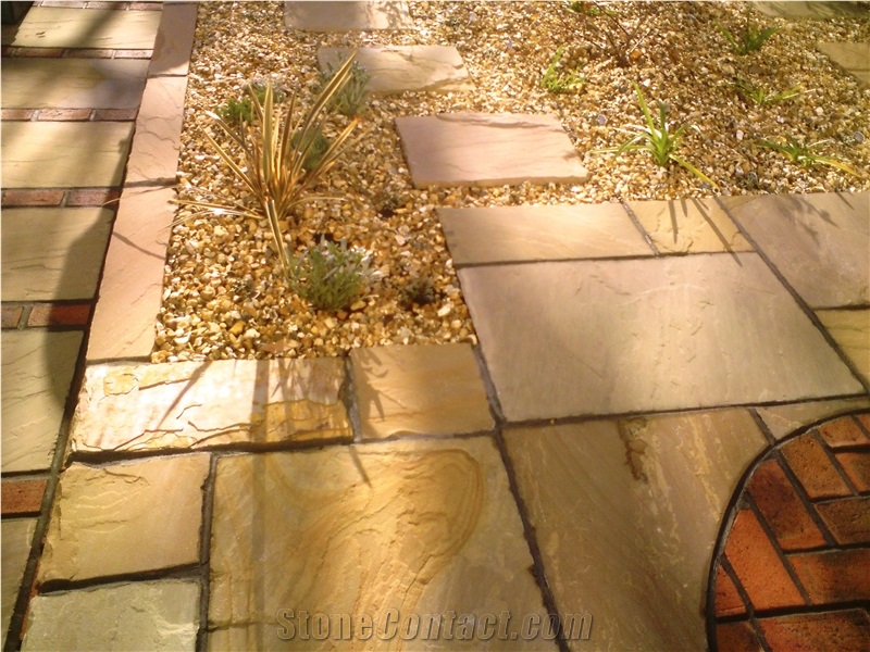 Raveena Sandstone Pavement