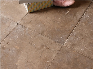 Salem Shell Limestone Tumbled Tiles - Special Offer Salem Shell Limestone Tumbled Tiles - Special Offer