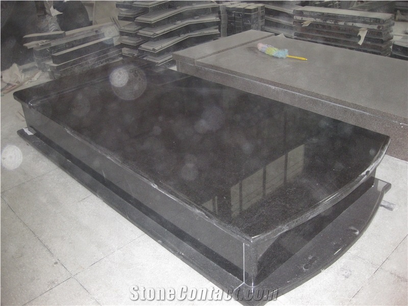 Good Quality Dark Brown Granite Monument