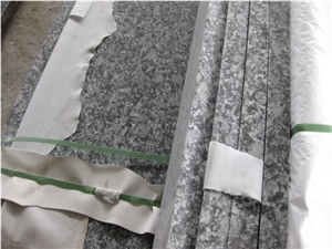 Spray White Granite Tombstone with Packing