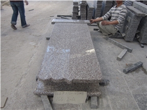G664 Granite Cross Monument Poland Design Style