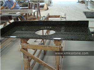 Vt-2002 Verde Ubatuba Granite Bath Top Set, Under Mount Sink Cutting Out, for Hotel, Apartment, Condo, Supermarket