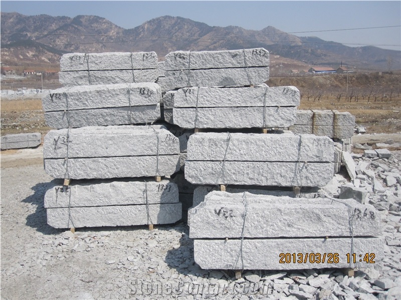 G341 Finland Kerbstone V-Stone Natural Quality