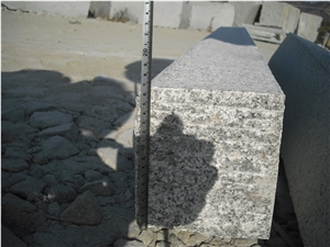 G341 Grey Granite Low Kerbstone