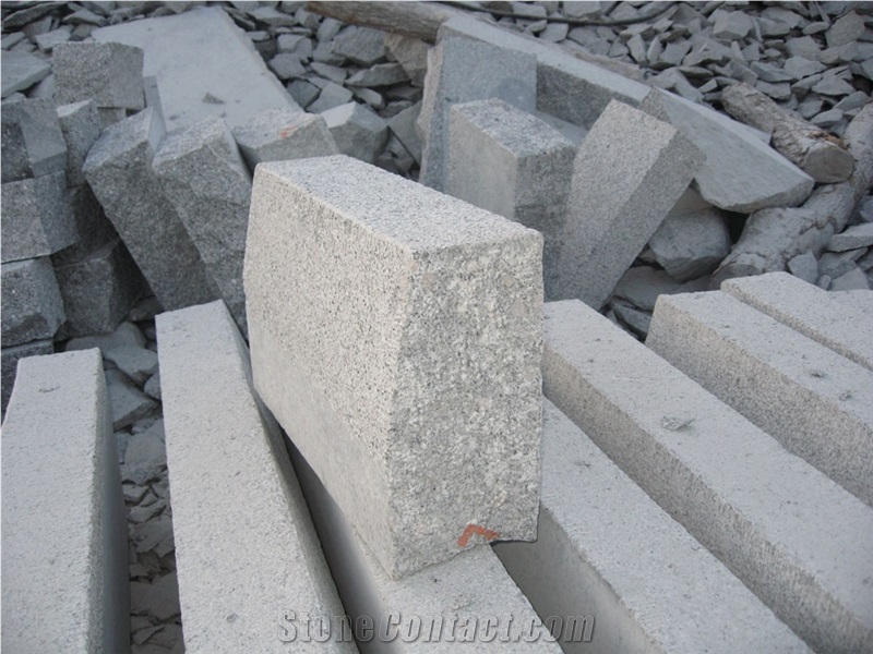 G341 Light Grey Granite Kerb Stone Type a