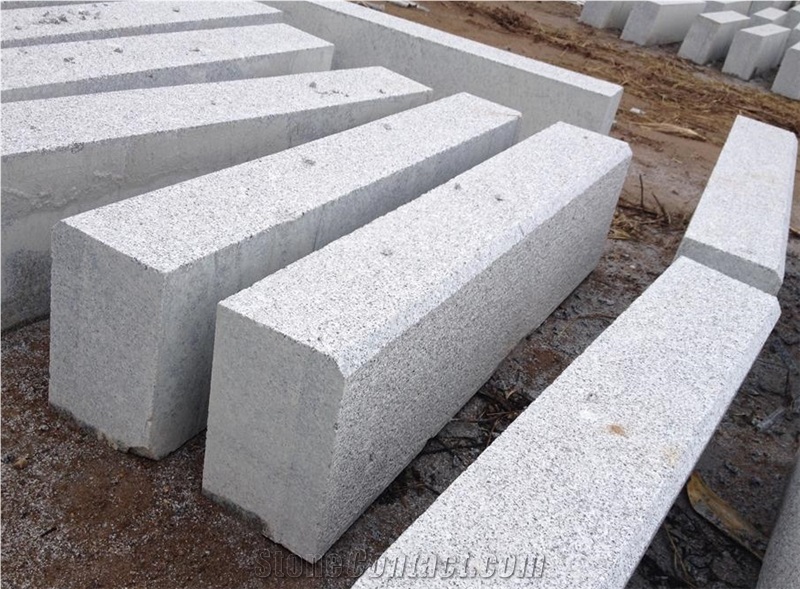 Italy Market Lowest Price G341 Grey Granite Bushhammered Kerbstone
