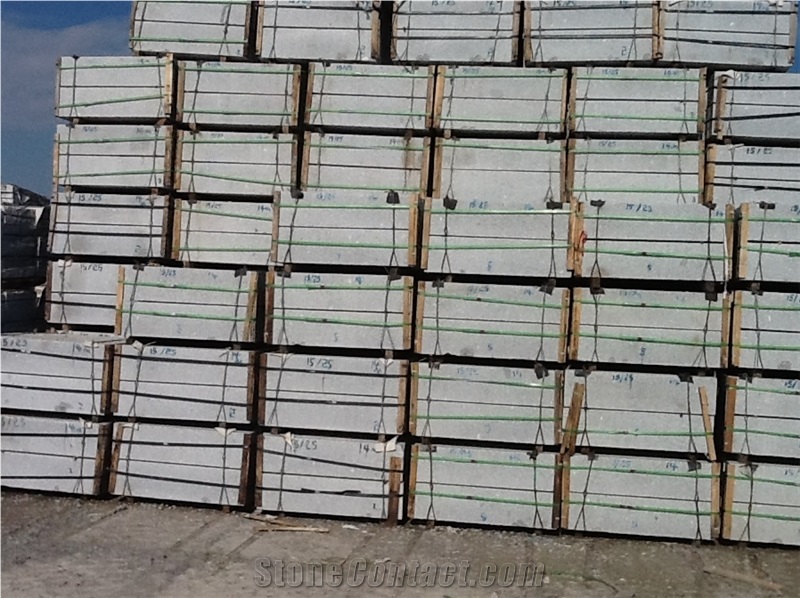 Italy Market Lowest Price G341 Grey Granite Bushhammered Kerbstone