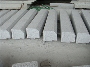 China Grey Granite Flamed Kerbstones