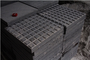Dark Gray Granite Sawn Blind Paving Stone