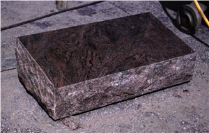 Paradiso Granite American Pillow Marker Monument & Tombstone Paradiso Granite American Pillow Marker Monument & Tombstone