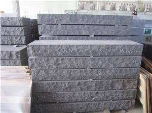 Basalt Cubes/Cobbles, Black Basalt Cube Stone & Pavers