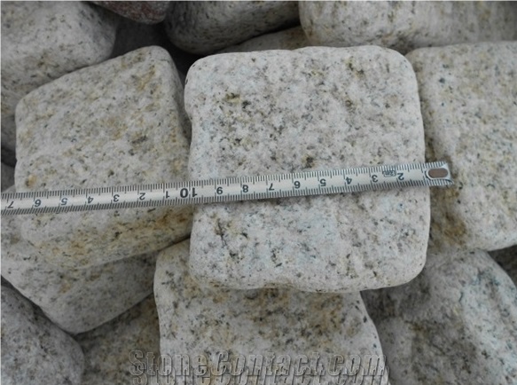 G682 Granite Cube Stone,Rusty Yellow Cobble Stone,China Yellow Granite Paving Stone,G682 Sunset Golden Yellow Granite Mesh Tile