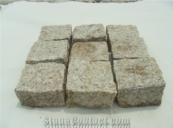 G682 Granite Cube Stone,Rusty Yellow Cobble Stone,China Yellow Granite Paving Stone,G682 Sunset Golden Yellow Granite Mesh Tile