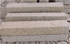 G682 Sunset Golden Granite Curbstone,Rusty Yellow Granite Kerbstone, Roadside Stone G682 Sunset Golden Granite Curbstone,Rusty Yellow Granite Kerbstone, Roadside Stone