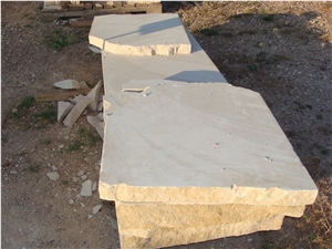 Lueders Limestone Sawn Slabs