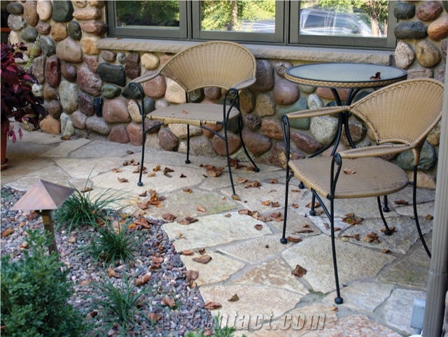 Chilton Limestone Flagstone Patio Paver