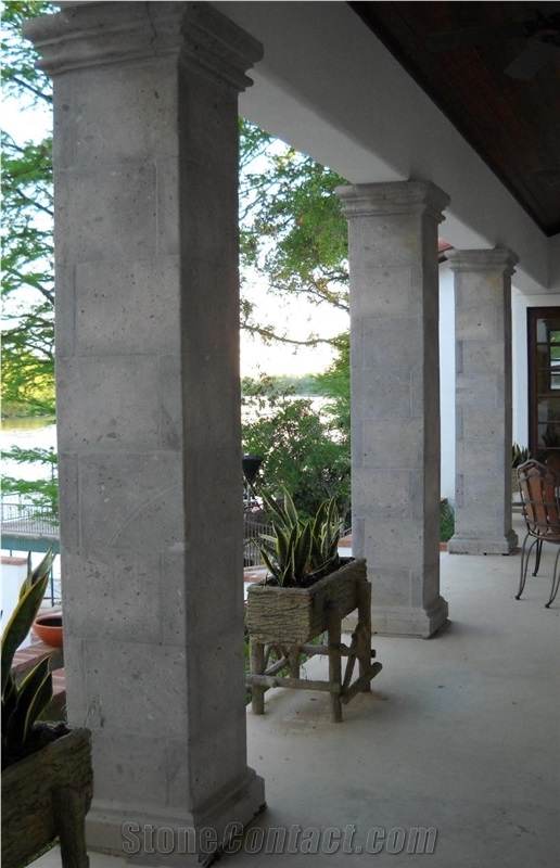 Cantera Recinto Poro Cerrado Antique Gray Andesite Squared Column