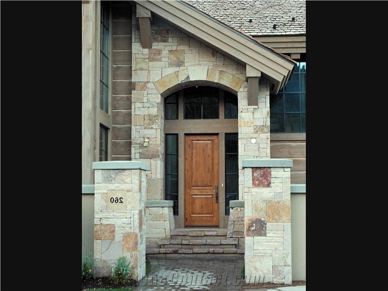 Desert Blonde Sandstone Split-Face and Squares/Rectangles Wall Stones