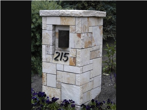 Desert Blonde Sandstone Split-Face Gate Post