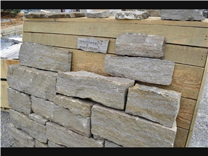 Flatwillow Sandstone Split-Face Wall Stone