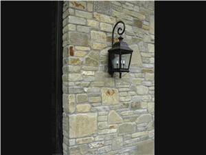 Frontier Sandstone Tumbled Rubble Wall