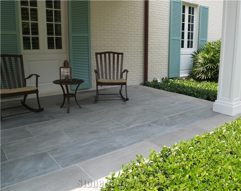 Oslo Gray Sandstone Sawn Patio Pattern