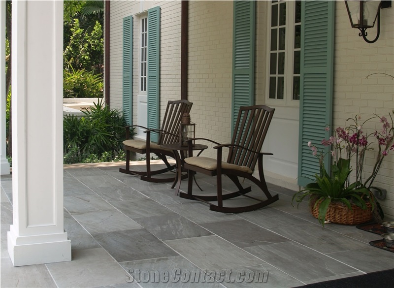 Oslo Gray Sandstone Sawn Patio Pattern