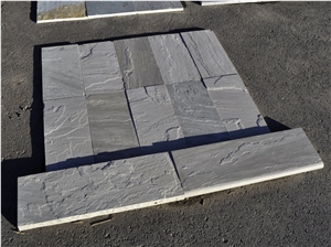 Oslo Gray Sandstone Sawn Patio Pattern