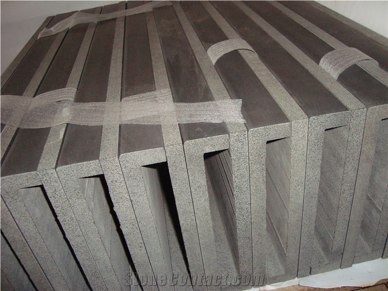 Hainan Black/Dark Basalt Pool Coping