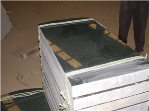 Green Sesame Granite Tilesm Polsihed High Glossy Machine Cutting Slabs, China Green Granite Sesame Floor Paving Pattern
